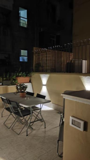Samdom's Station Termini Appartement *